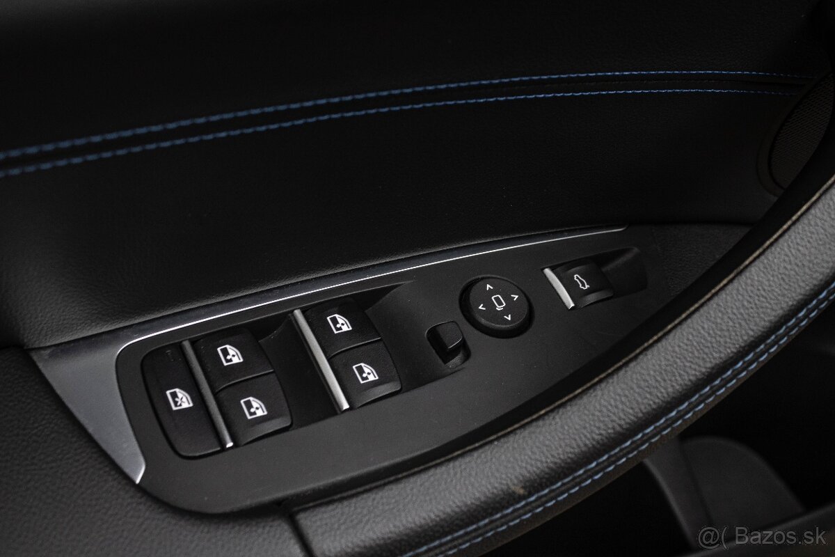 BMW X4 xDrive20i M Sport Edition A/T - 16