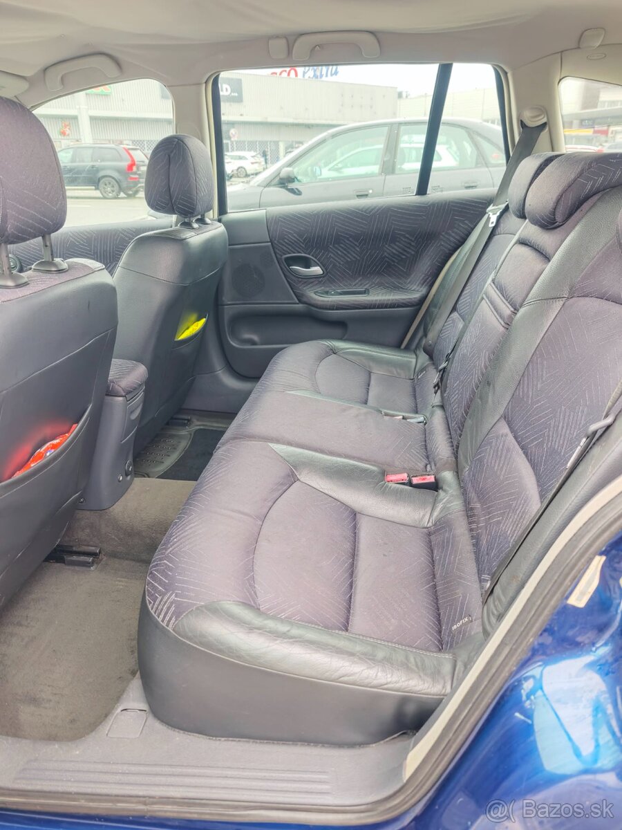 Renault Laguna Grandtour - 16