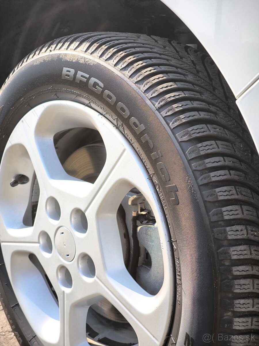 predám Nissan Leaf 30KWH 2017 + tep. čerpadlo - 16