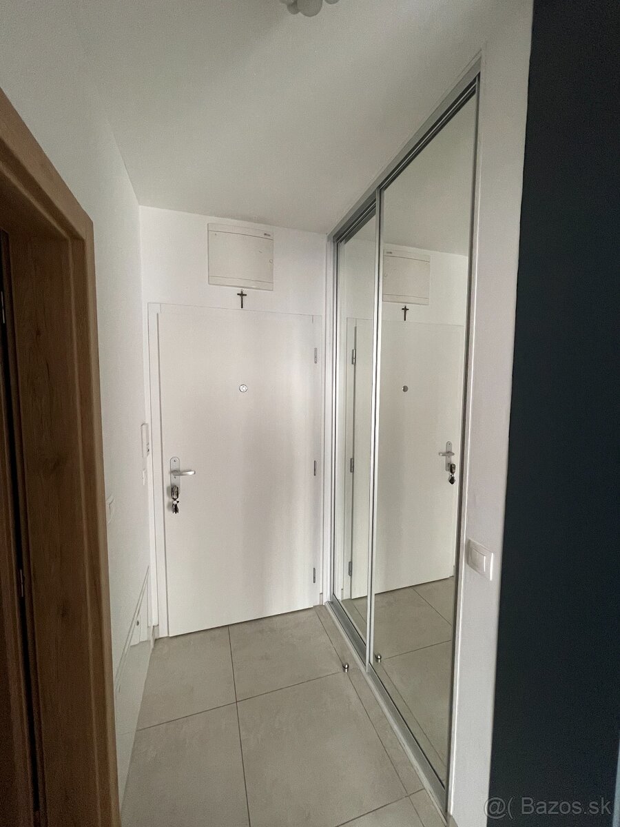 Nadštandardný 2i byt s parkovaním - 16