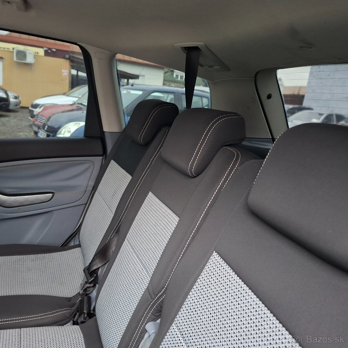 Ford C-Max 1.6 TDCi Duratorq Trend - 16