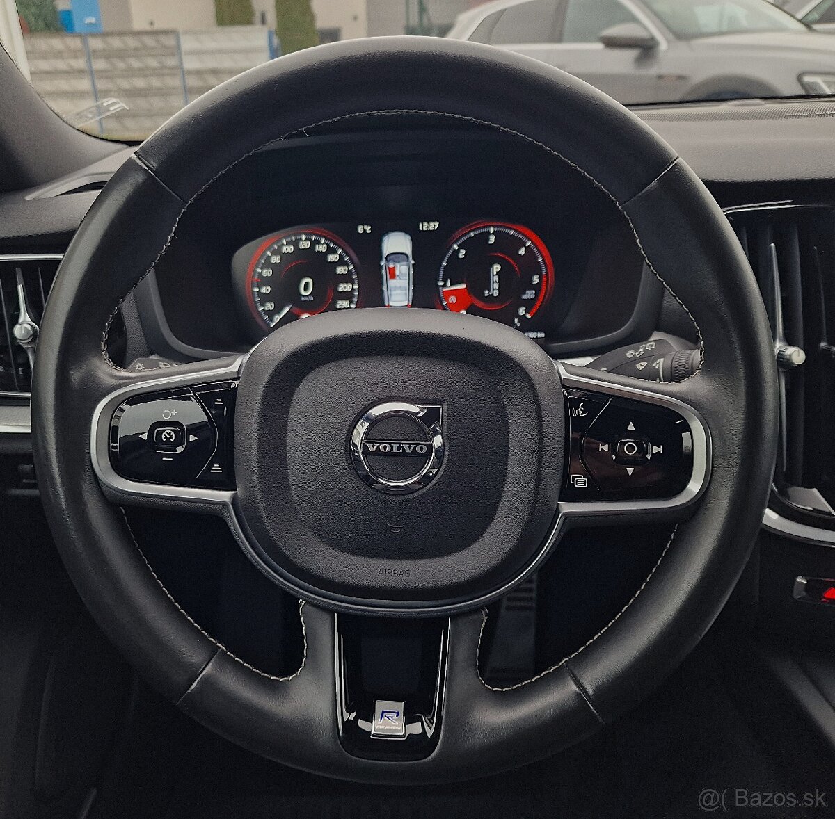 VOLVO V60 D3 R-DESIGN A/T - 16