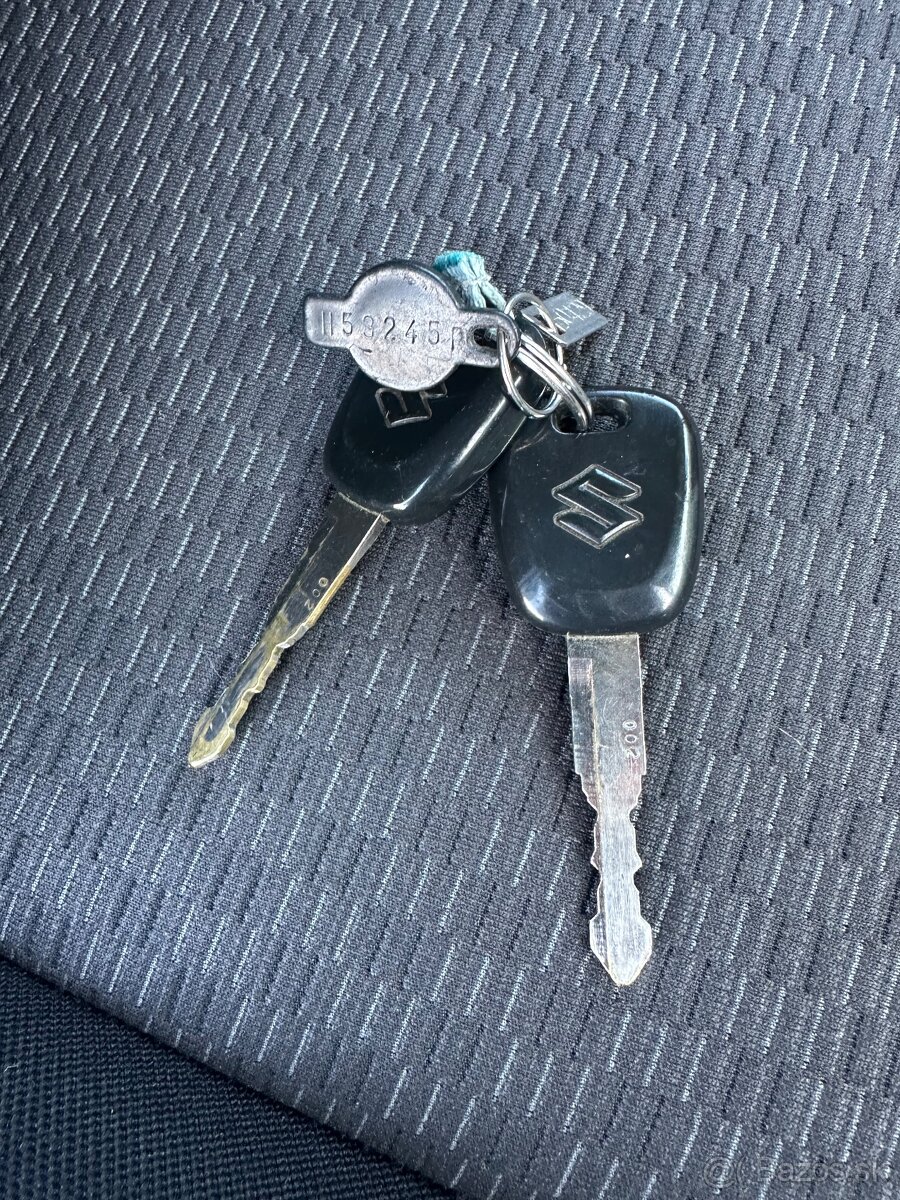 Suzuki Jimny 1.3 Benzín 4x4 | 110 800 km - 16