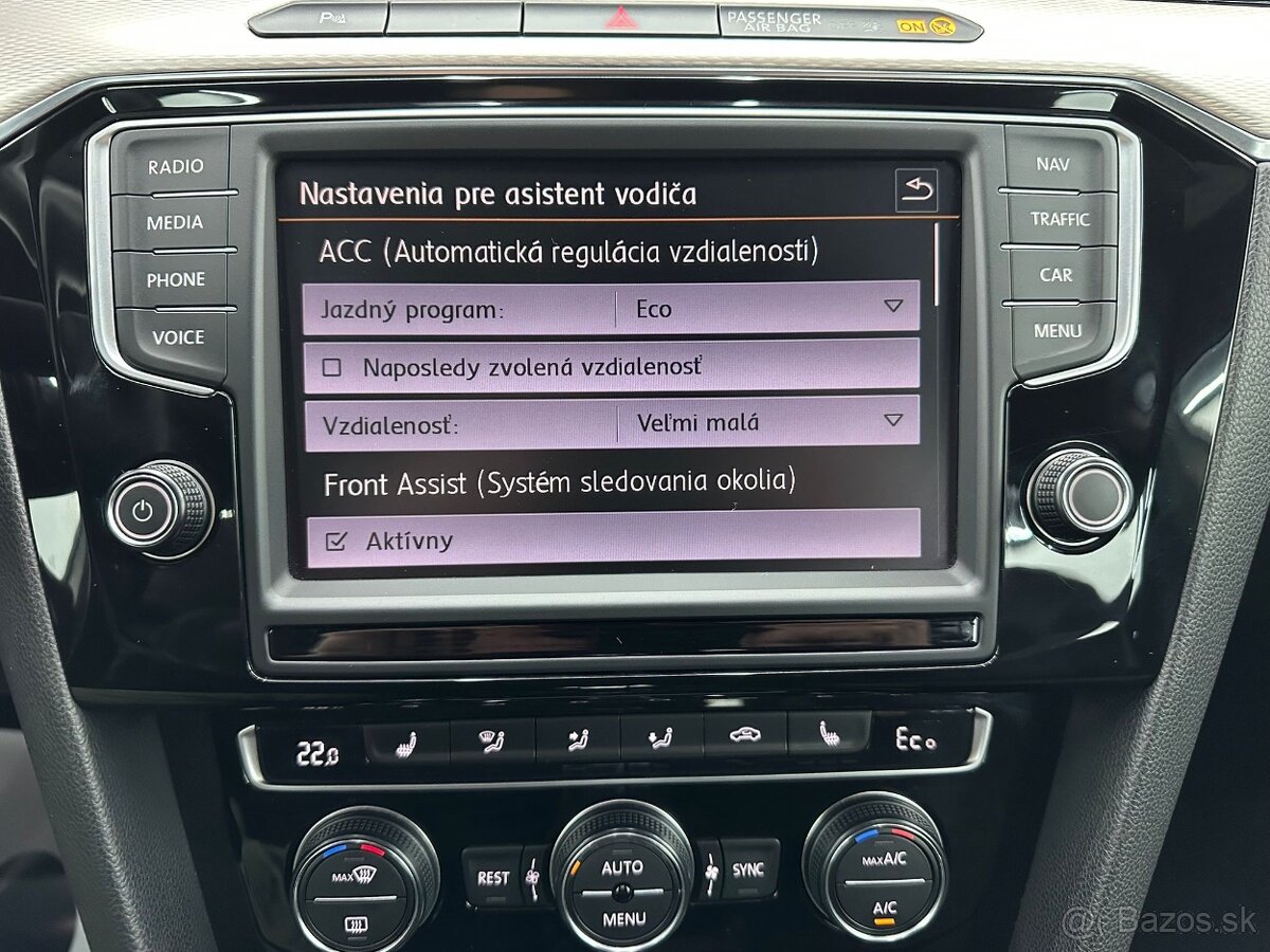 Passat Variant (Combi) GTE Elegance Full LED 160kW Virtual - 16