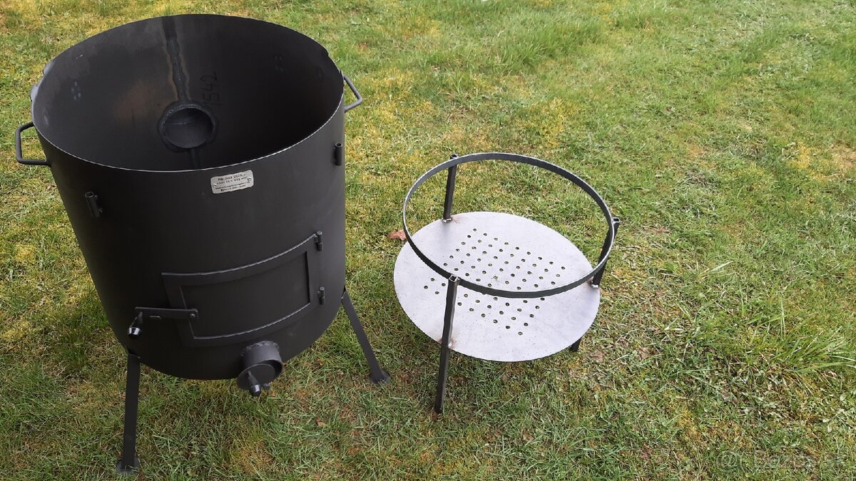 Kotlina kotlík na guláš - 16