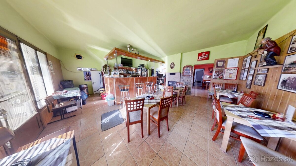 Penzión na námestí s vlastným barom a nenahraditeľným výhľad - 16