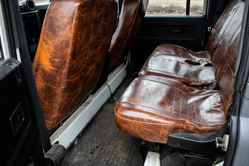 Land Rover Defender 110 SW, 90kW, (2007) - 16