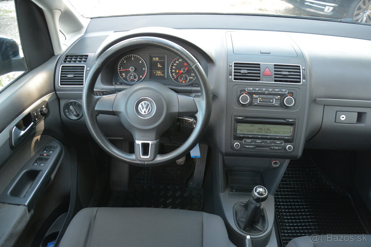 Volkswagen Touran 1.60 TDi 7 Miest - 16