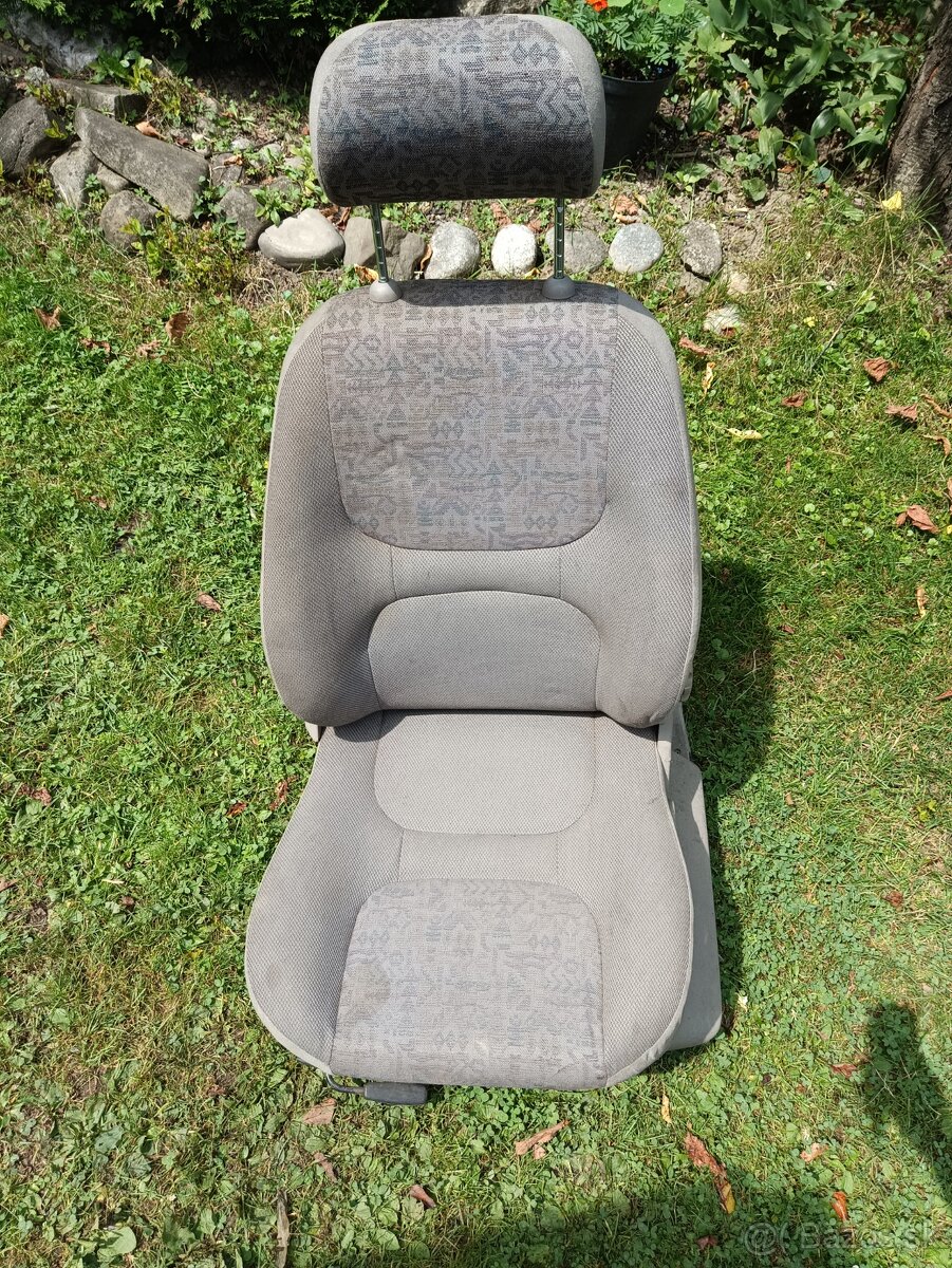 Predám zostatkové diely na landrover freelander - 16