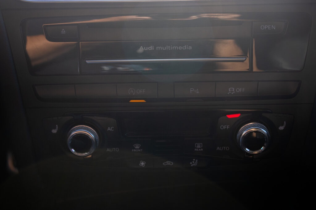 Audi A4 b8.5 allroad Quattro 2.0 tfsi - 16