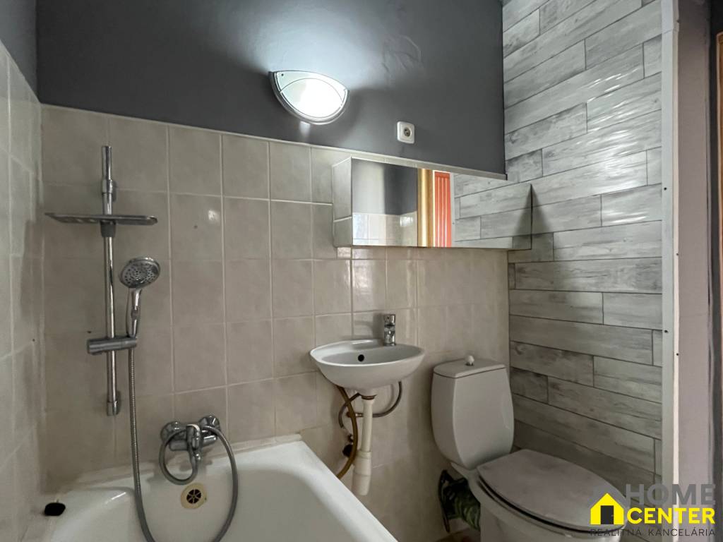 NA PRENÁJOM 1 izbový byt, ul. Družstevná v Komárne - 16