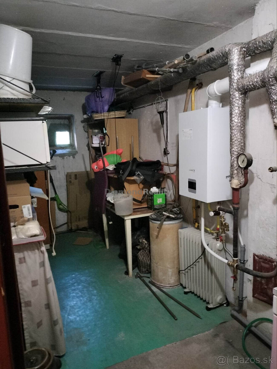 Na predaj veľký 3 izbový tehlový byt na Solivare s vlastným - 16