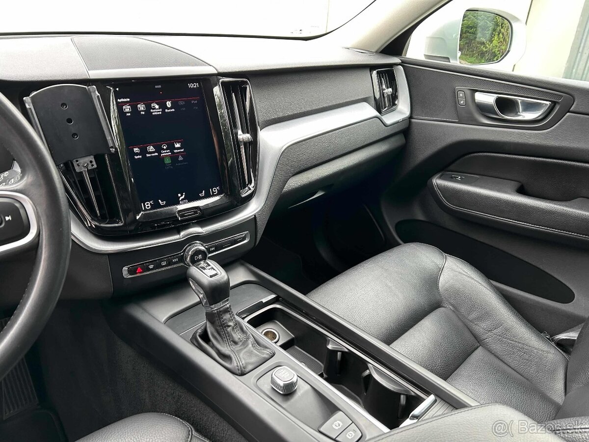 Volvo XC 60 r.v.2019 Humenné - 16
