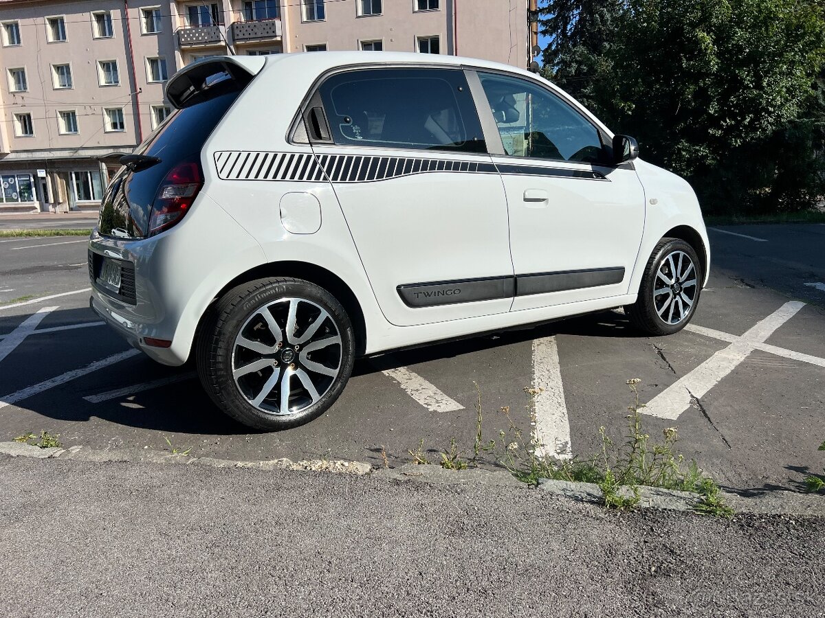 Renault Twingo 3 - 16