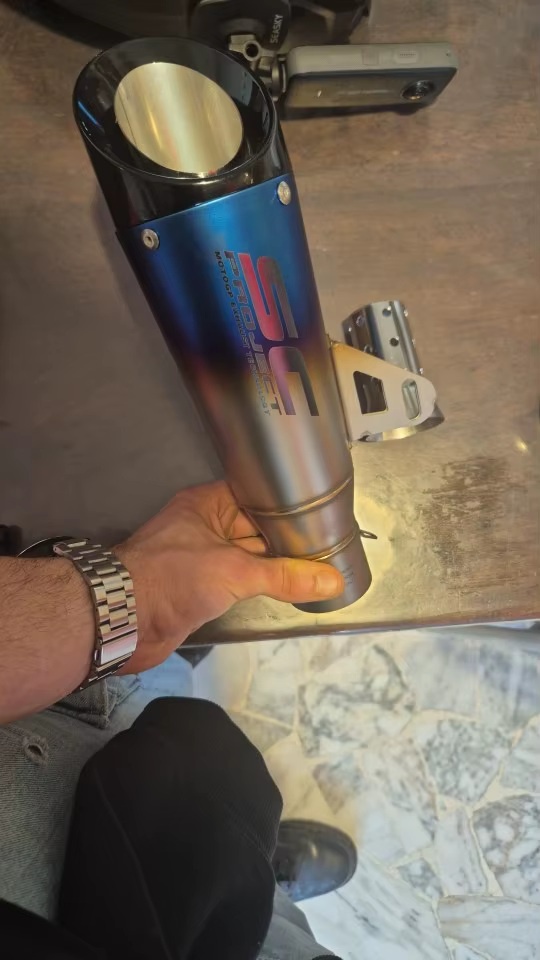 Nový športový ladený Nerezový univerzálny moto výfuk - 16