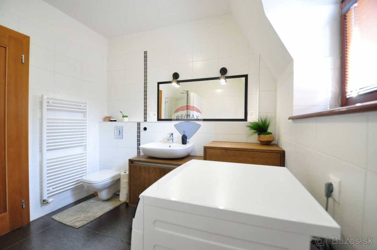 Moderný 3-izbový byt s garážou a výhľadom na Tatry – Veľká L - 16