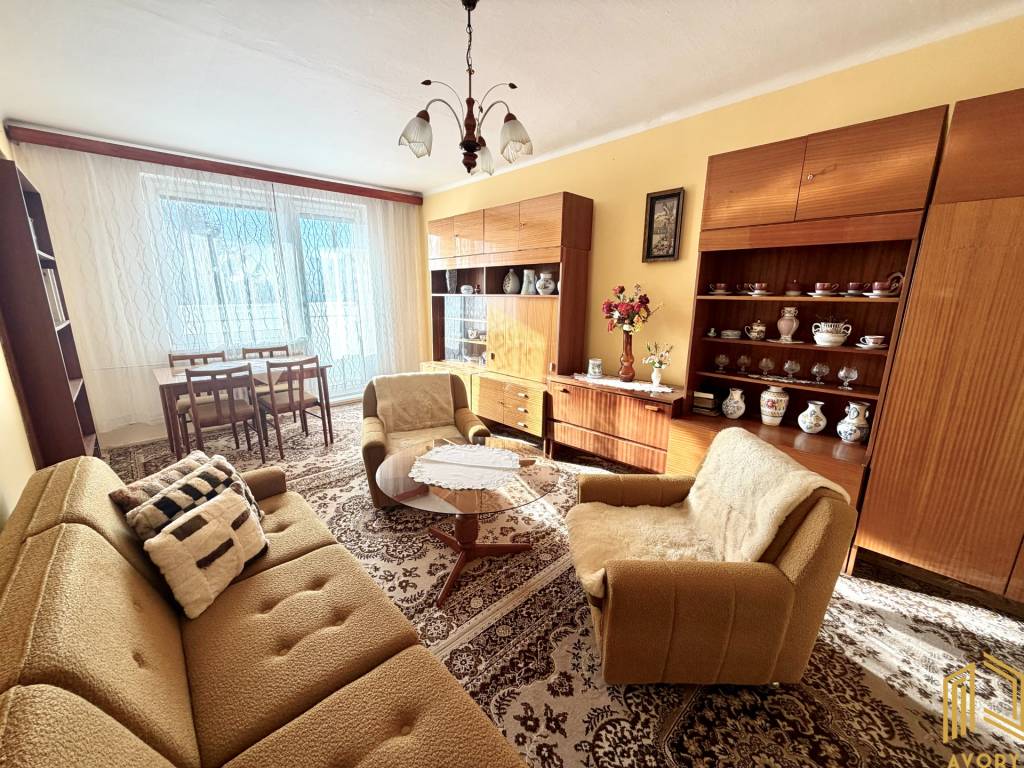 3 - IZB. BYT (79m2) s LOGGIOU, GARÁŽ, RUŽOVÁ ul. SENICA - 16