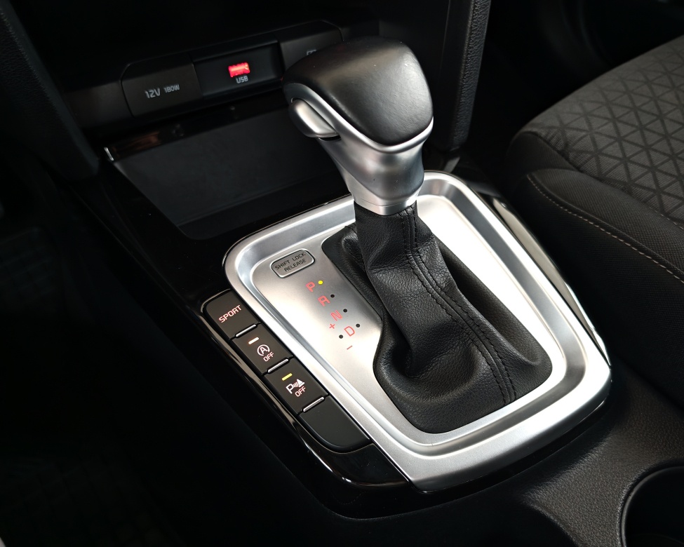 Kia Ceed SW 1.6 CRDi MHEV Gold A/T// AJ NA SPLÁTKY// - 16