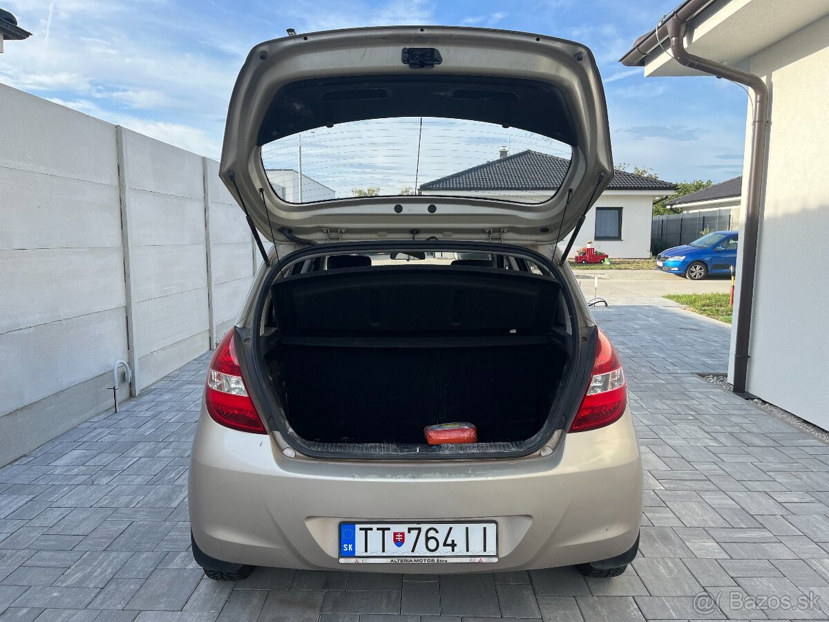 Hyundai i20, 1.2 benzín, r.v. 2011 - 16