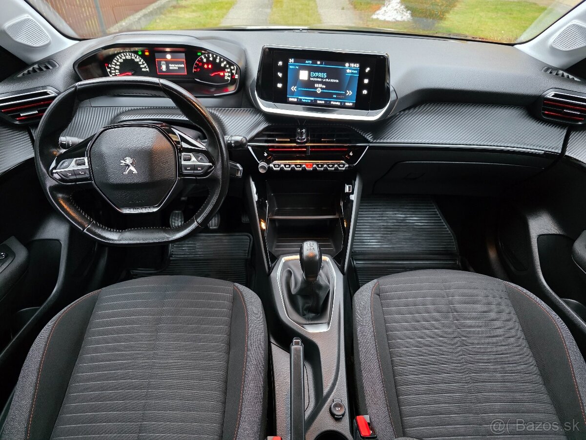 Peugeot 208 1.2 PureTech,kúpené na SK - 16