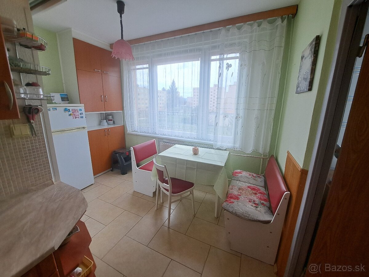 Väčší 3 izbový byt na prenájom, M. Gorkého, Prievidza - 16