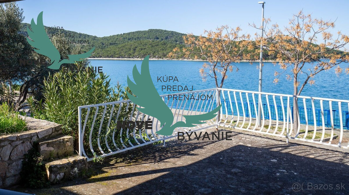 Exkluzívny dom v prvej rade s panoramatickým výhľadom na ost - 16