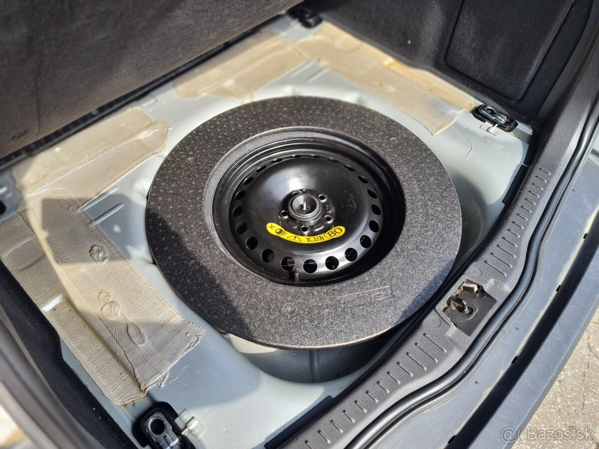 Predám Ford Focus Combi 1.5 TDCi 88Kw 120k M6 r.v. 1/2016 vo - 16