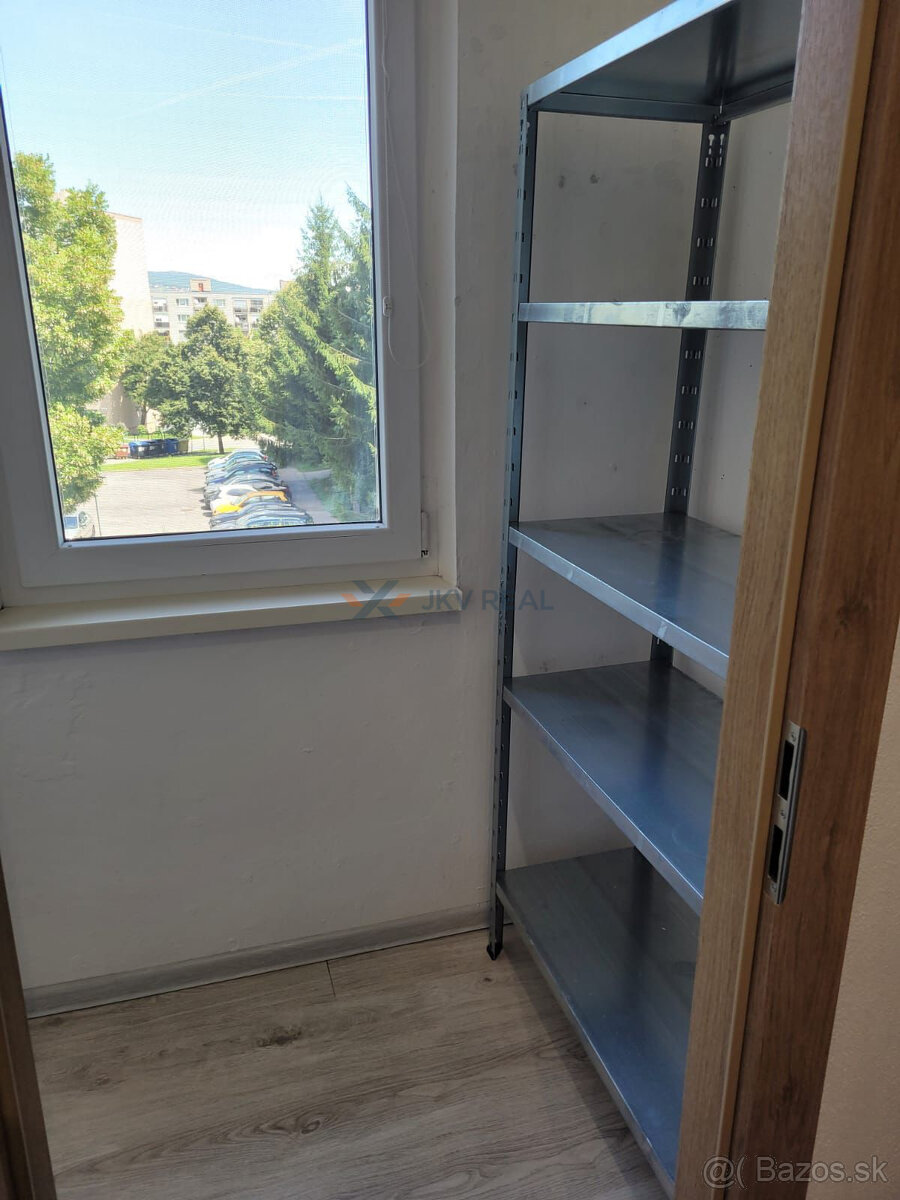 Na prenájom krásny zrekonštruovaný 3-izbový byt - 16