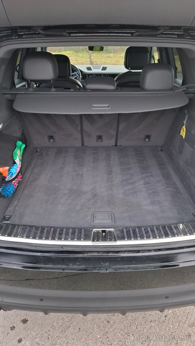 Porsche Cayenne 3.0 V6 • 250 kW • 2019 • - 16