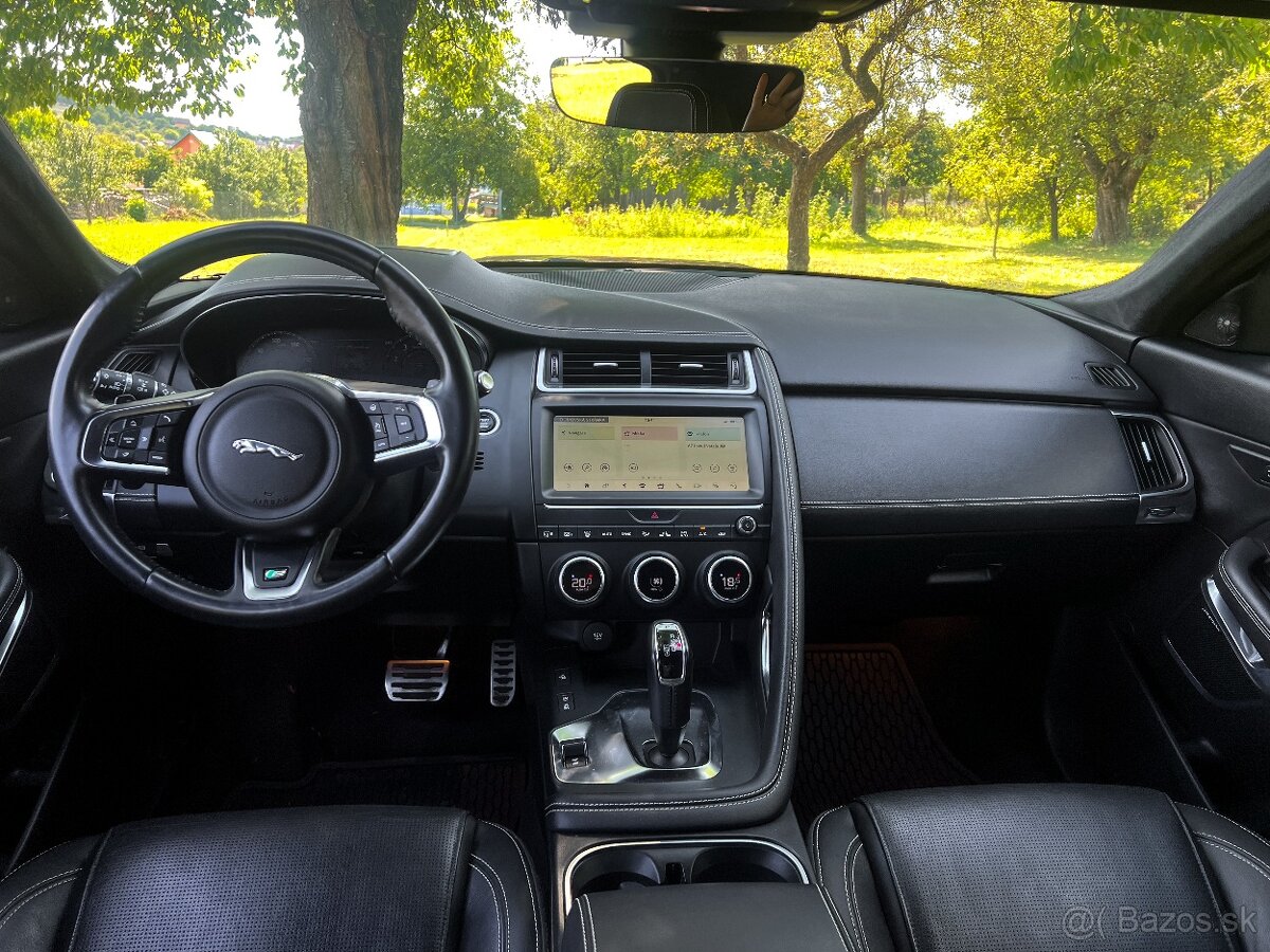 Jaguar E-Pace 2.0 184kW Benzín R-Dynamic AWD A/T,SK vozidlo - 16