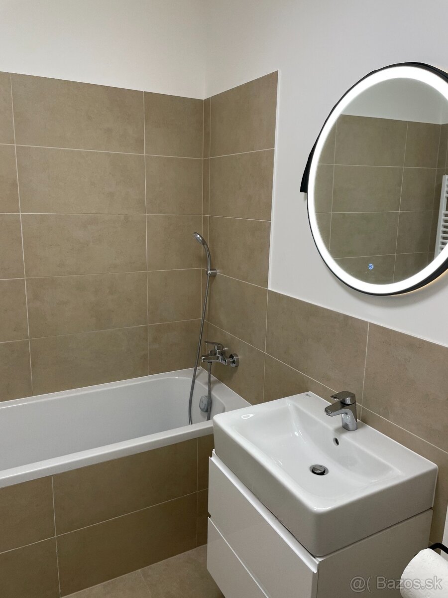 Moderný 2-izbový byt s garážou prenajom – Bratislava - 16