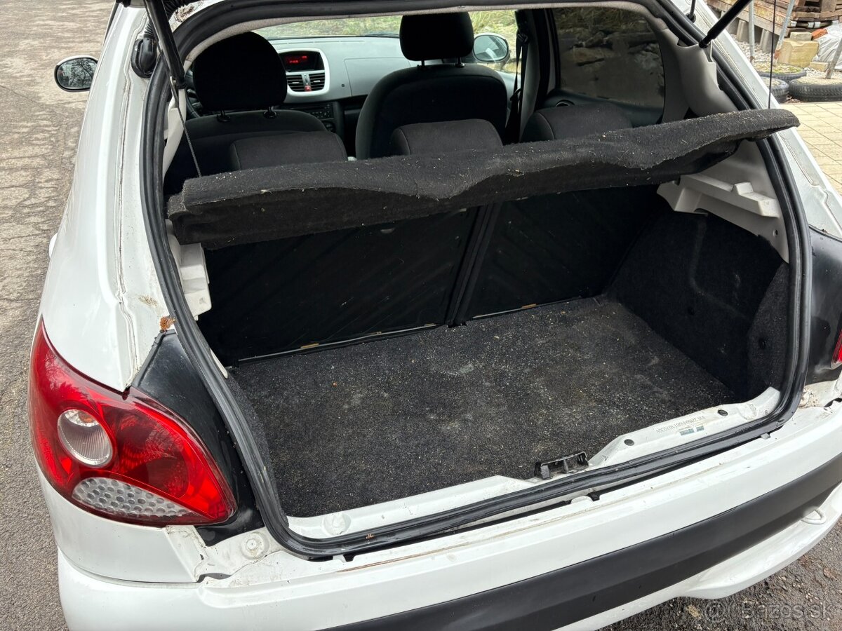 predam peugeot 206+ 1,4HDi - 16