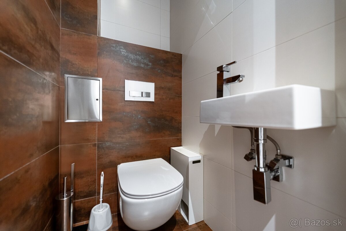 Na prenájom 3 izbový byt na Pribinovej ulici v Košiciach - 16