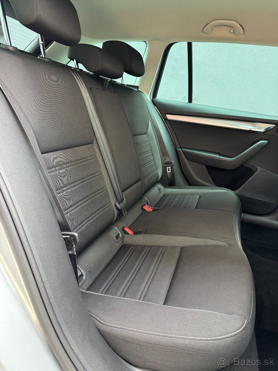 ŠKODA OCTAVIA COMBI, STYLE, 1,0TSI, MANUÁL, 1/2019 - 16