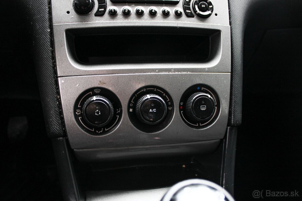 Peugeot 308 1.4 16V VTi - 16