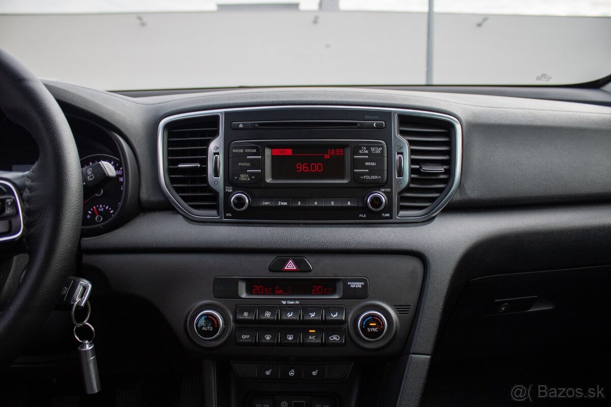 Kia Sportage 1.7 CRDi 1. majiteľ 2016 - 16