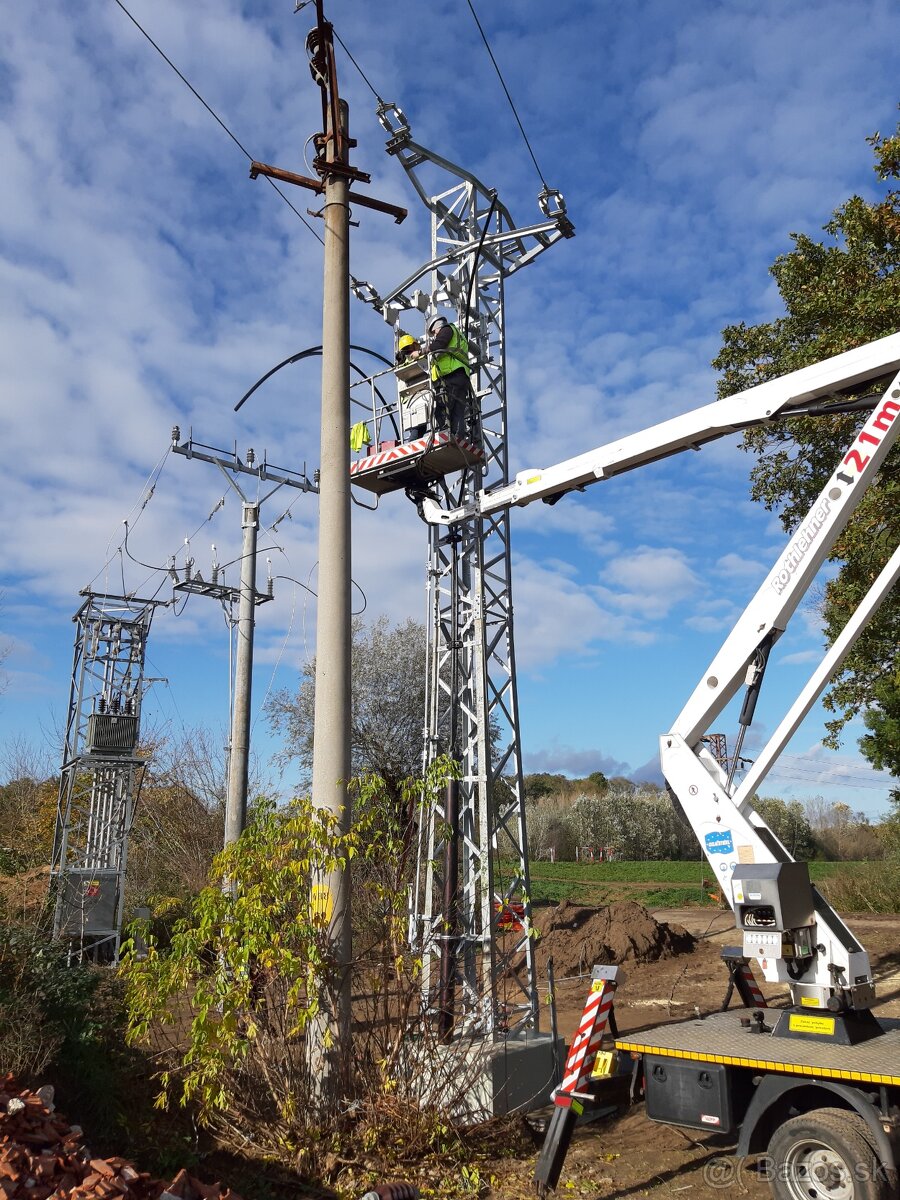 Prenájom plošina s obsluhou 21m - 16