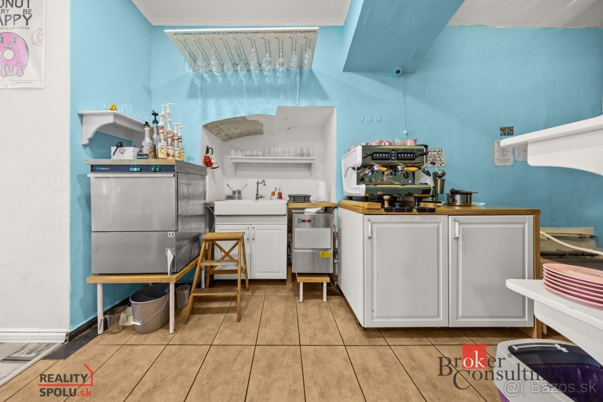 |PREDANÉ| Vstupná brána do centra Banskej Štiavnice - Komerč - 16