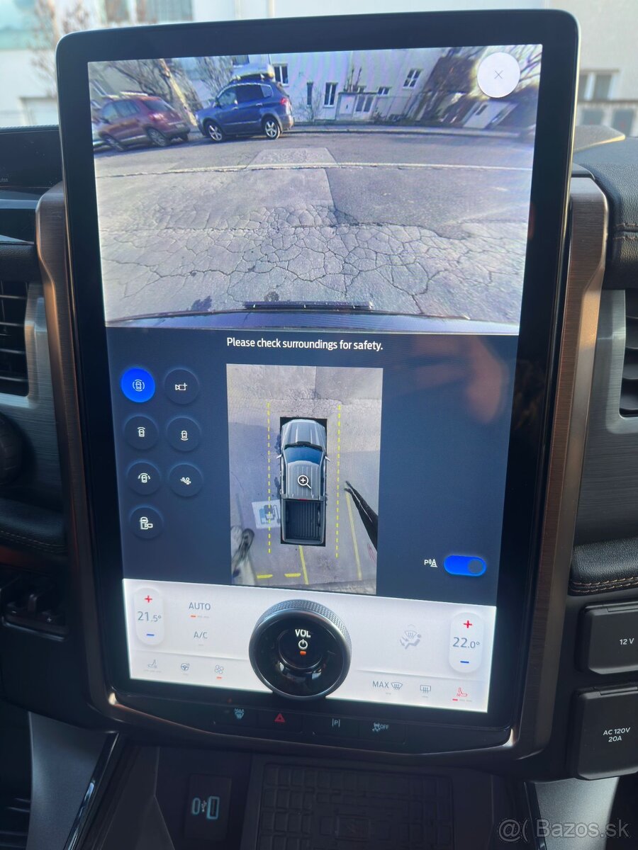 Ford F-150 Lightning - 16