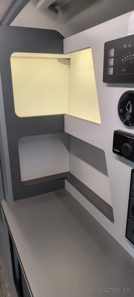 Ford transit TOURNEO. 2.0 diesel LONG - 16