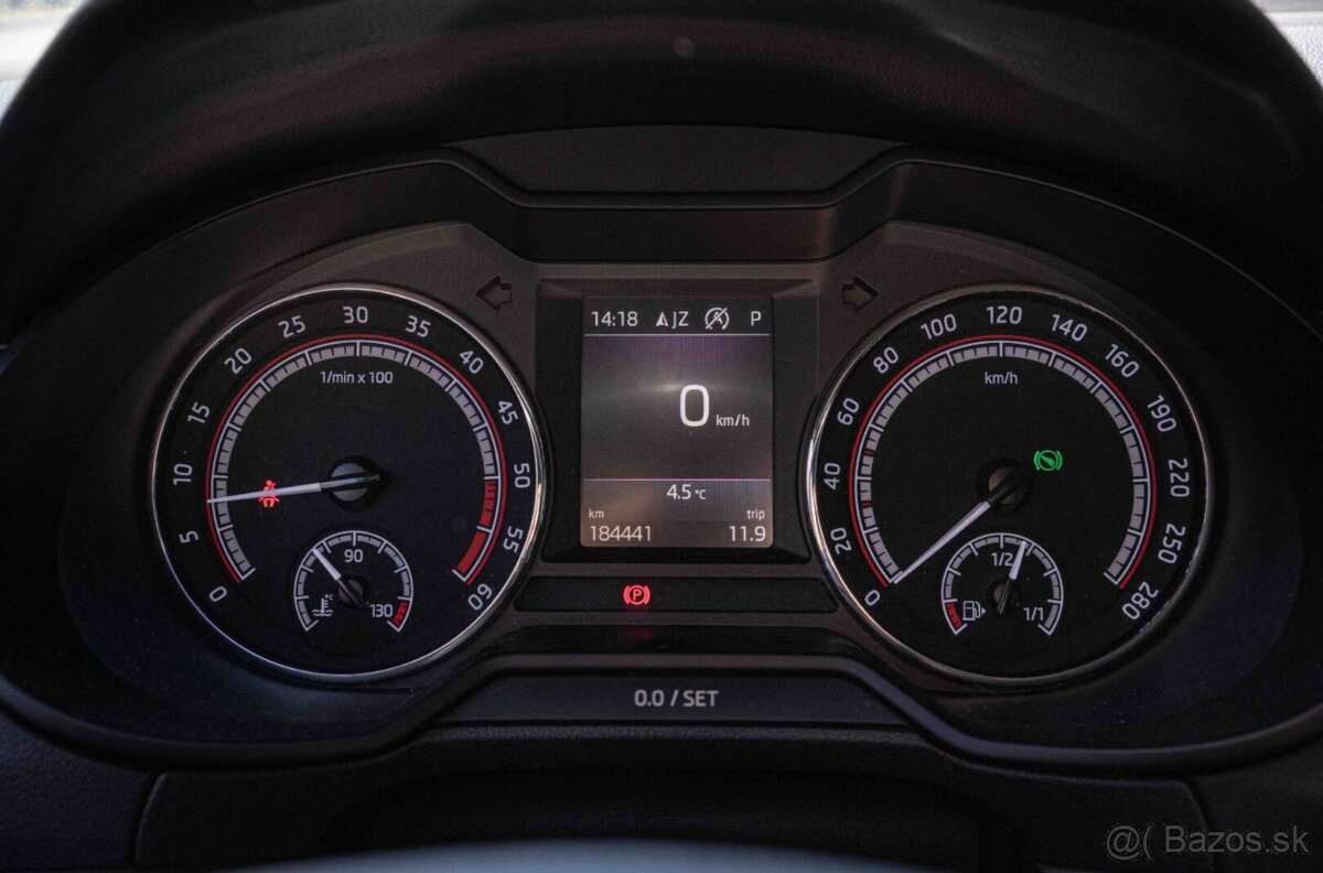 Škoda Octavia Combi RS TDI - 16