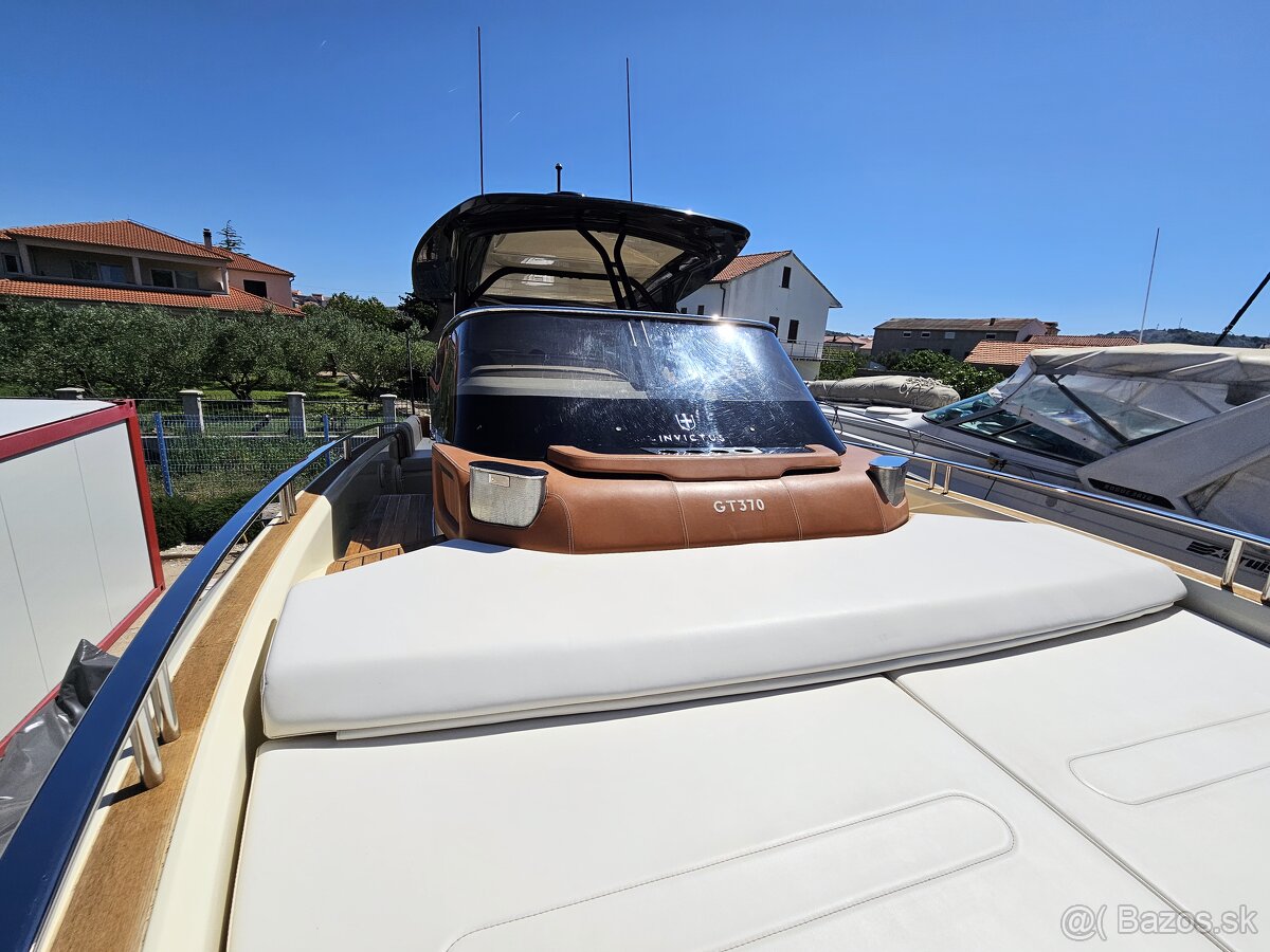Predam Invictus GT 370 S - 16
