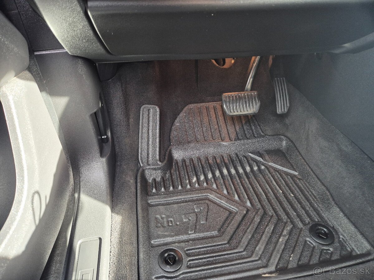 Land Rover Discovery Sport 2.0 TD4 - 16