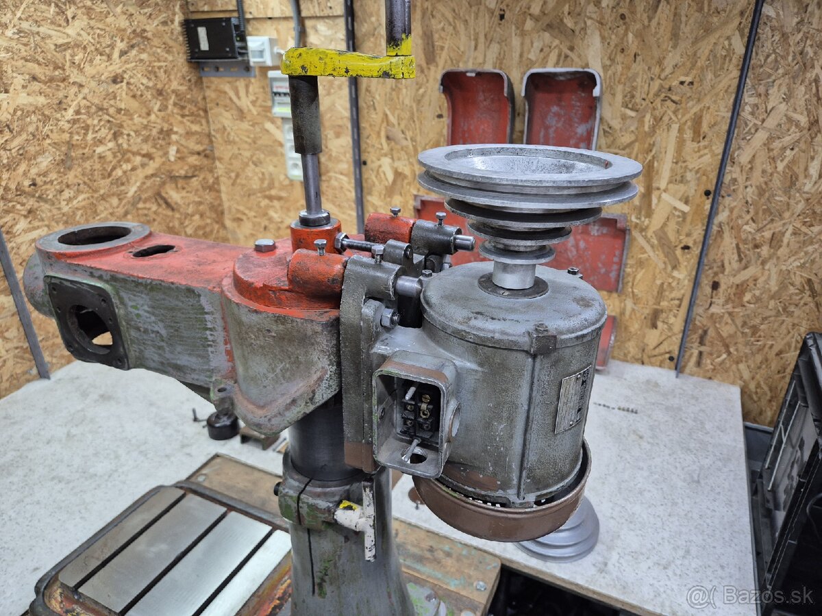 Vŕtačka jihokov hustopeče V-16 - 16