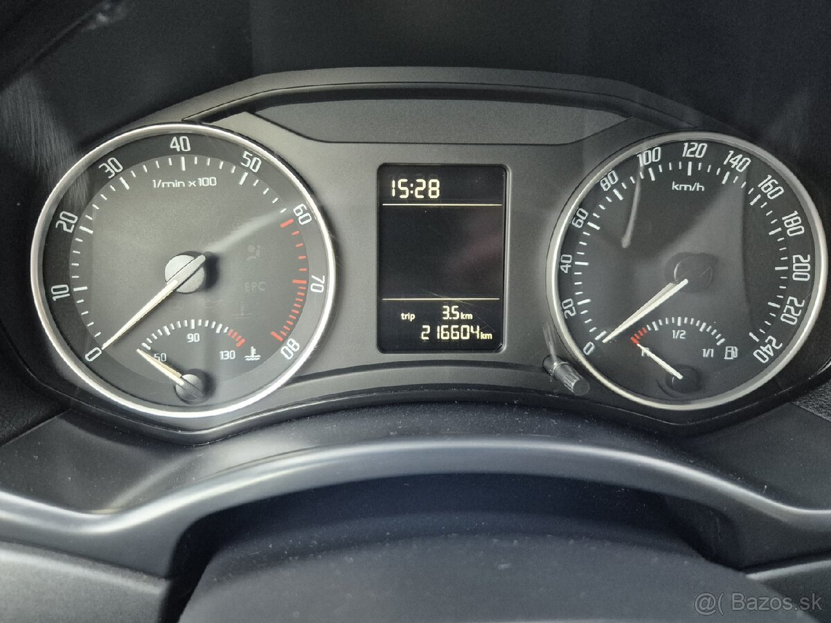 Škoda Octavia II Facelift 1.4 Benzín Nová STK - 16