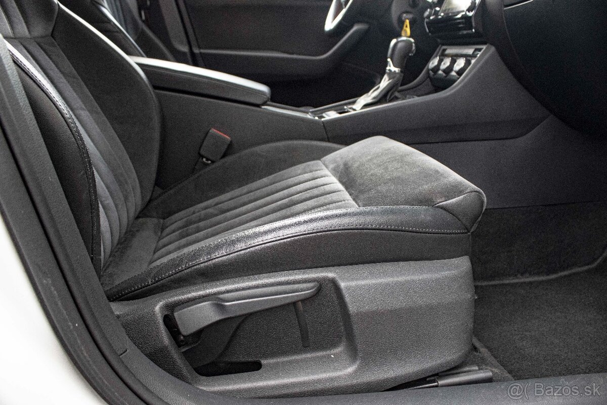 Škoda Superb Combi - 16