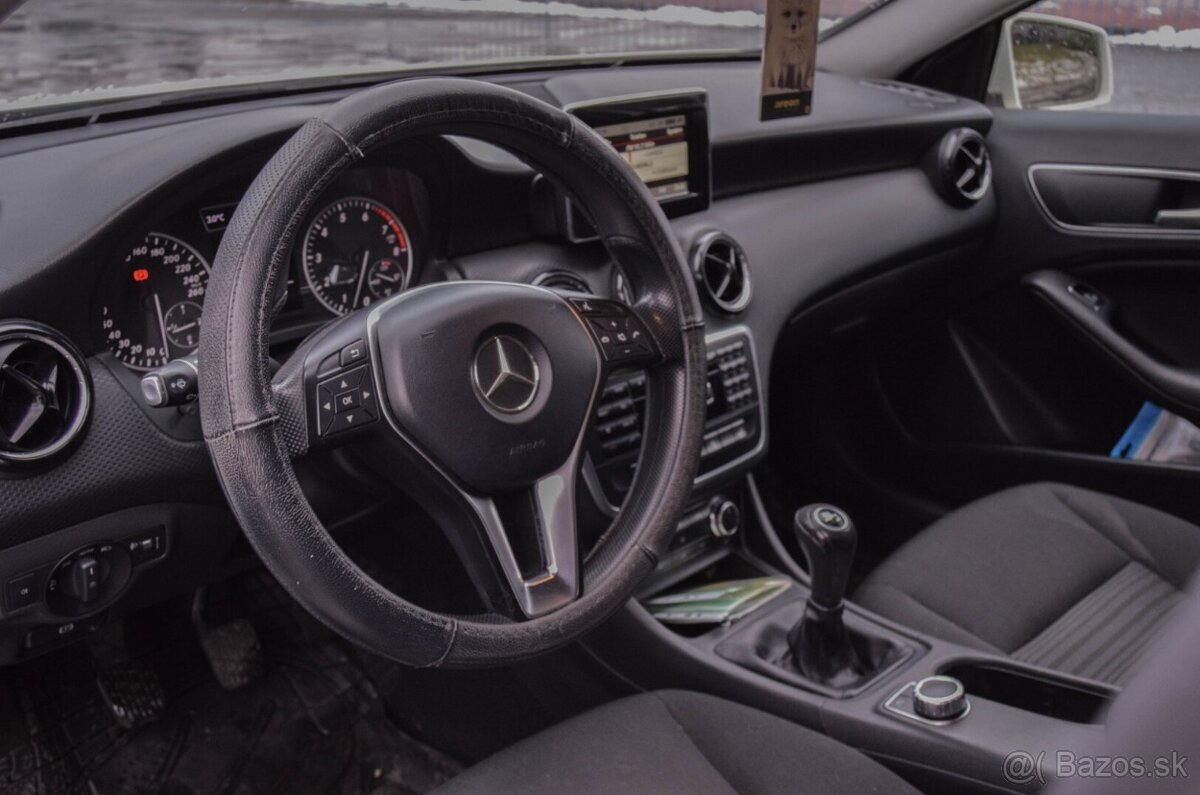Mercedes-Benz A trieda 180 - 16