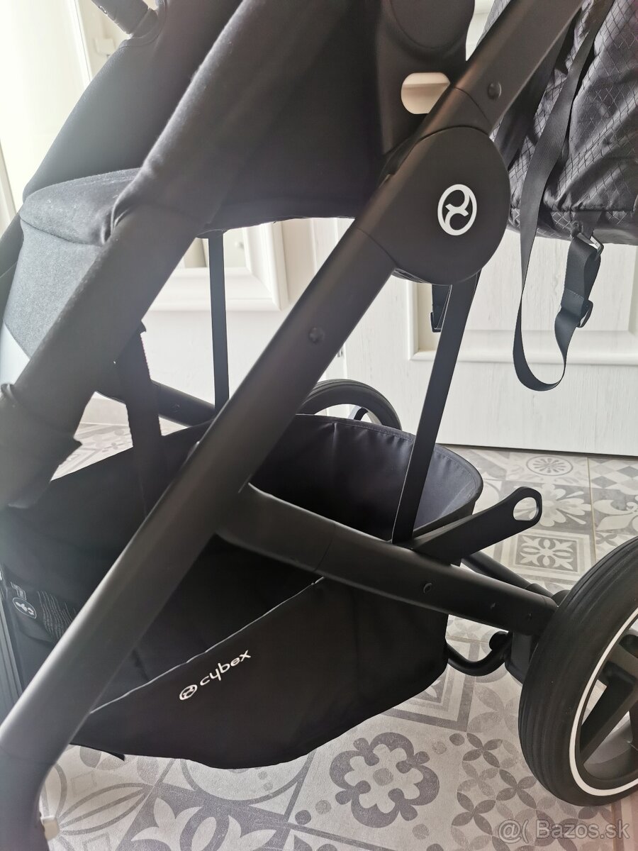 Kočík Petite & Mars Street - 16