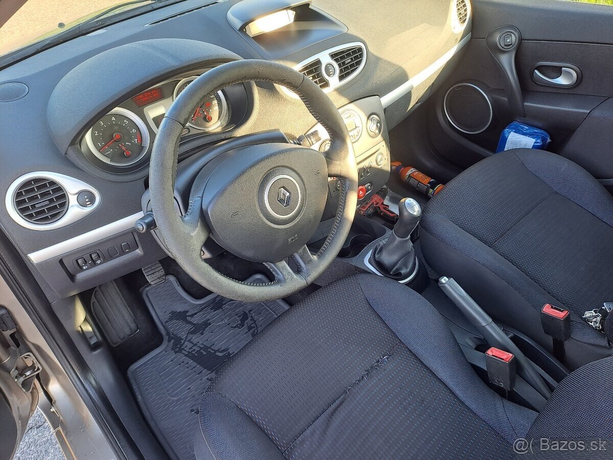 Renault clio 1.2 tce 74kw rok2008 - 16