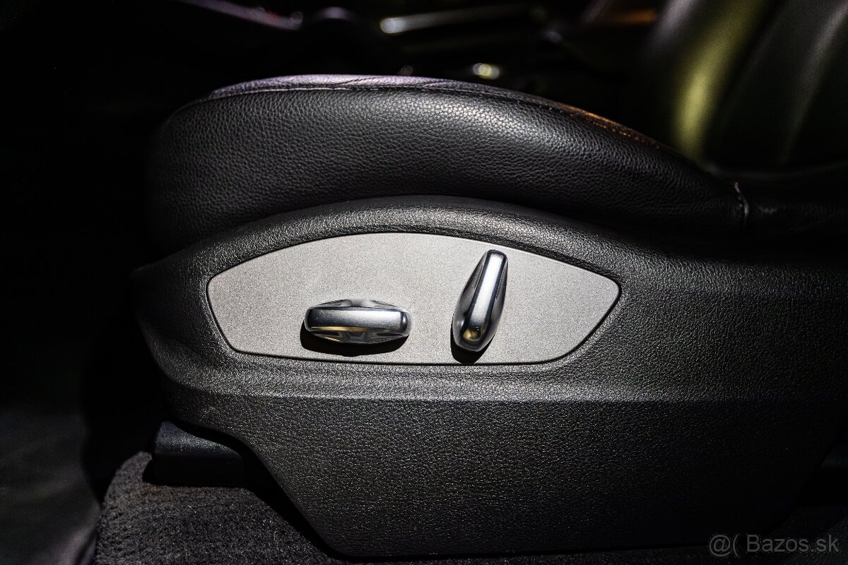 Porsche Cayenne - 16